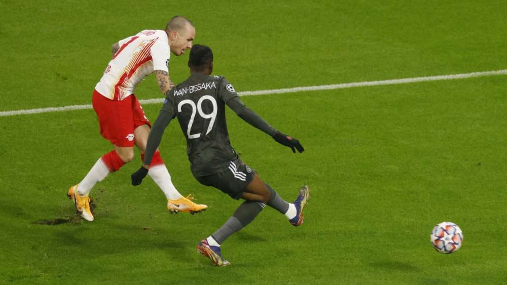  索肖战术变阵出奇制胜，田忌赛马智取三分